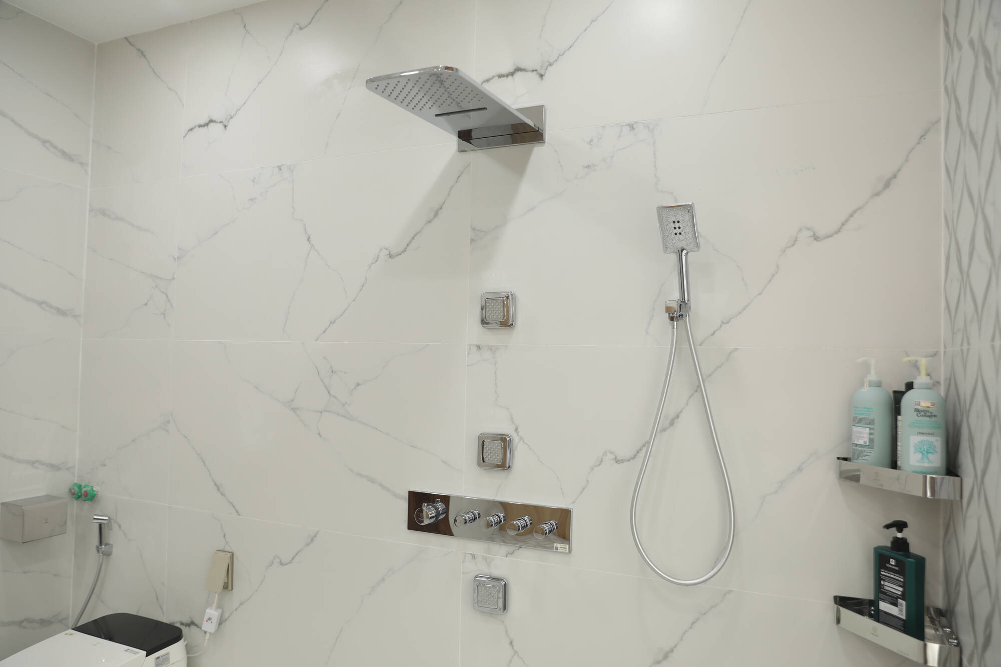 Tại sao cần lắp đặt sen tắm âm tường đúng kỹ thuật? Tại sao cần lắp đặt sen tắm âm tường đúng kỹ thuật?