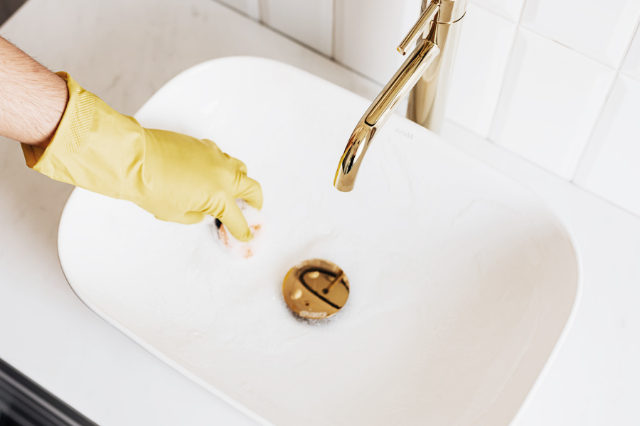 Những điều cần tránh khi vệ sinh phòng tắm Những điều cần tránh khi vệ sinh phòng tắm