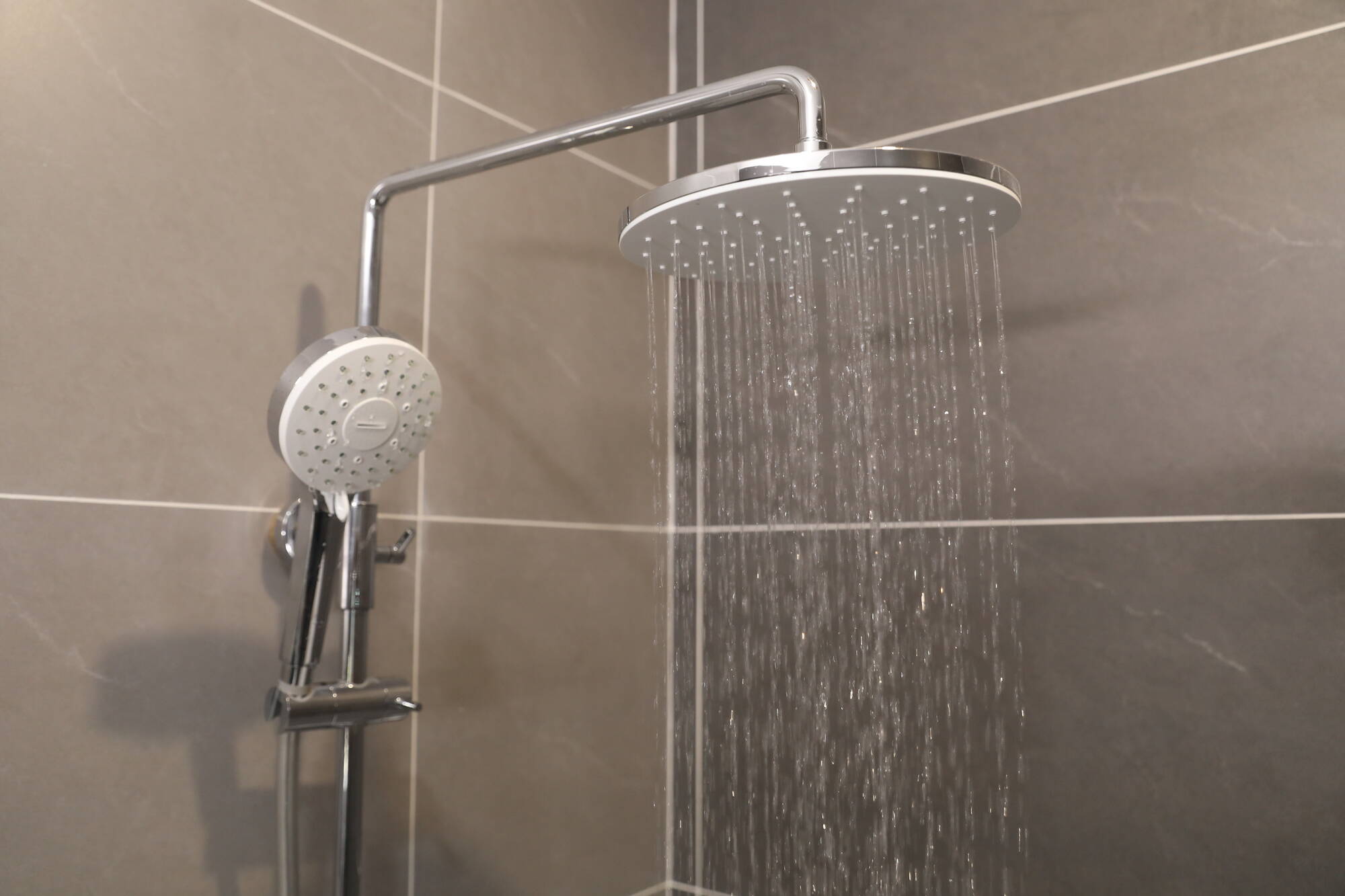 Công nghệ ổn định nhiệt độ: Không lo nước quá nóng hoặc quá lạnh Công nghệ ổn định nhiệt độ: Không lo nước quá nóng hoặc quá lạnh