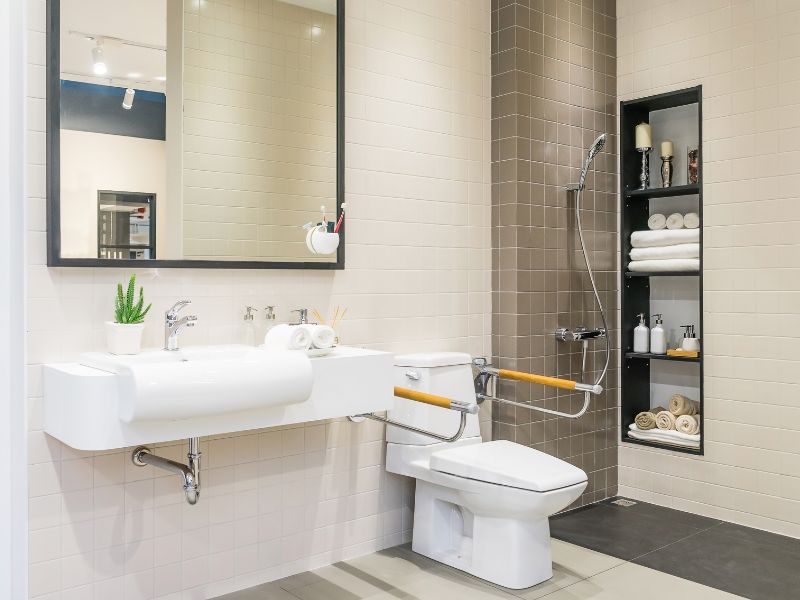 Tay vịn hỗ trợ trong nhà vệ sinh - Thiết bị vệ sinh cho người lớn tuổi Tay vịn hỗ trợ trong nhà vệ sinh - Thiết bị vệ sinh cho người lớn tuổi